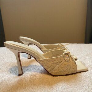 White Bow Heels from FASHIONNOVA Size 7.5